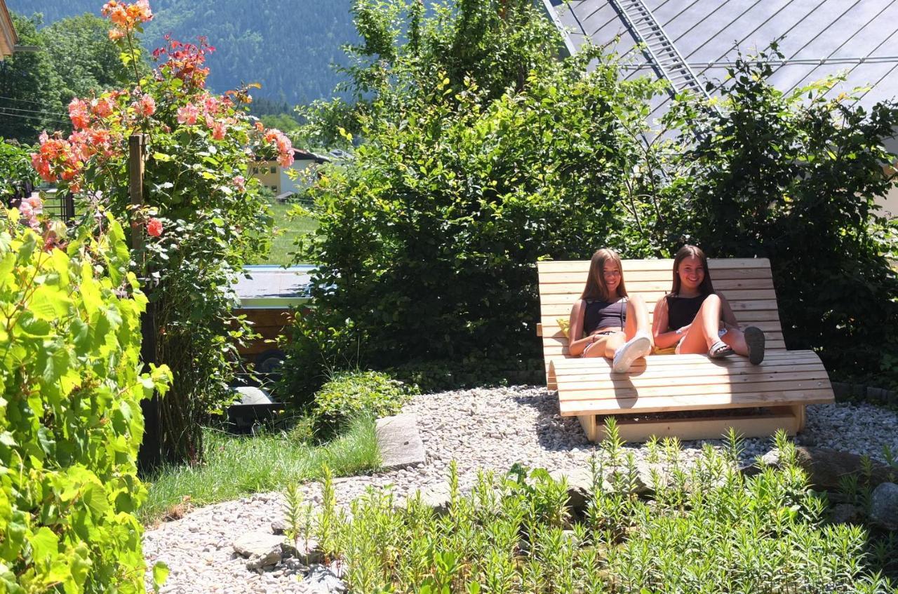 Penthousewohnung Mit Garten Sauna Pool Maishofen Bagian luar foto